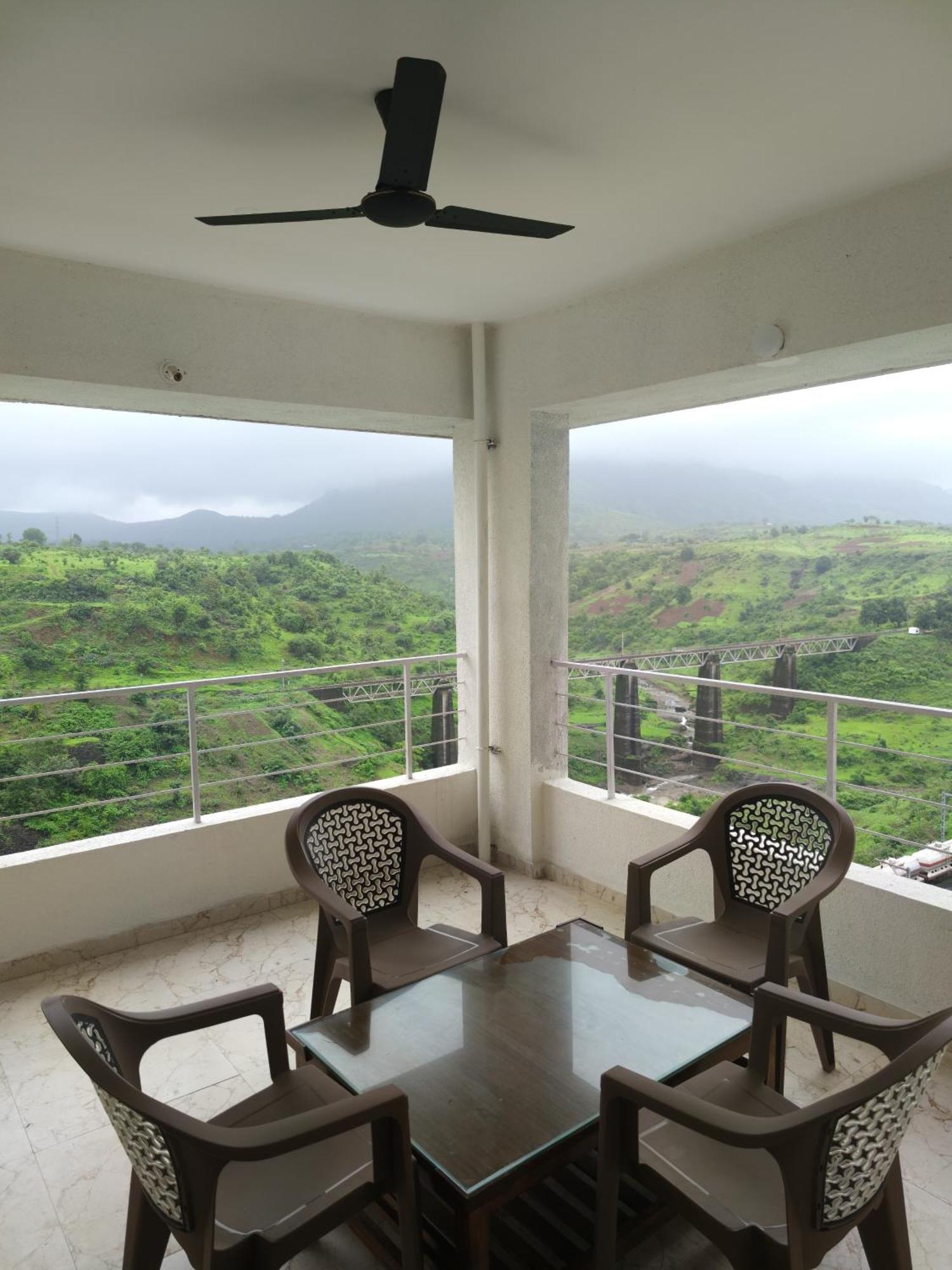 Oxi Valley Resort Igatpuri Eksteriør bilde